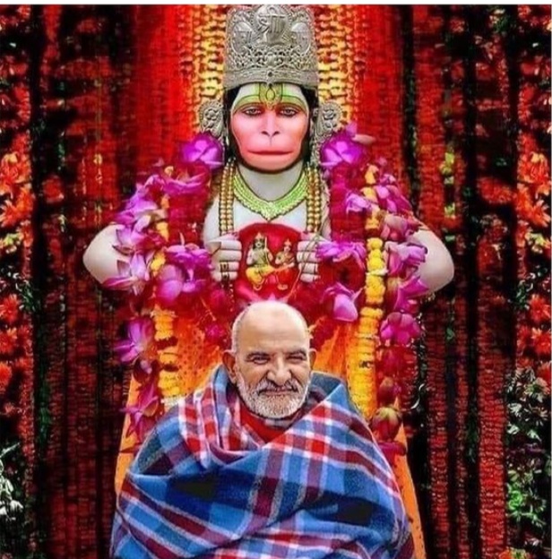 Neem-Karoli-Baba-devotee-of-Hanumanji